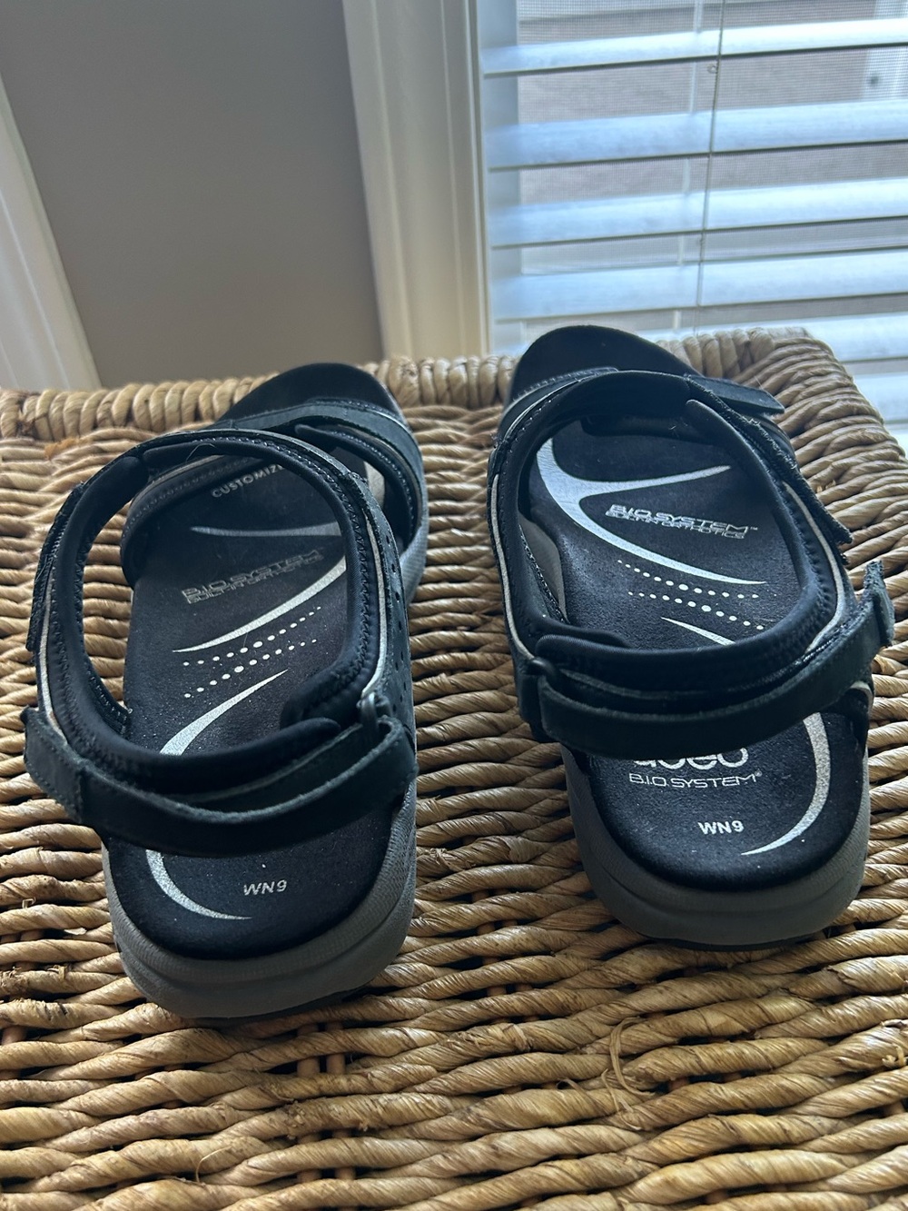 Abeo Black Women's Bio System Adjustable Comfort Sandals Size 9 - Picture 5 of 6